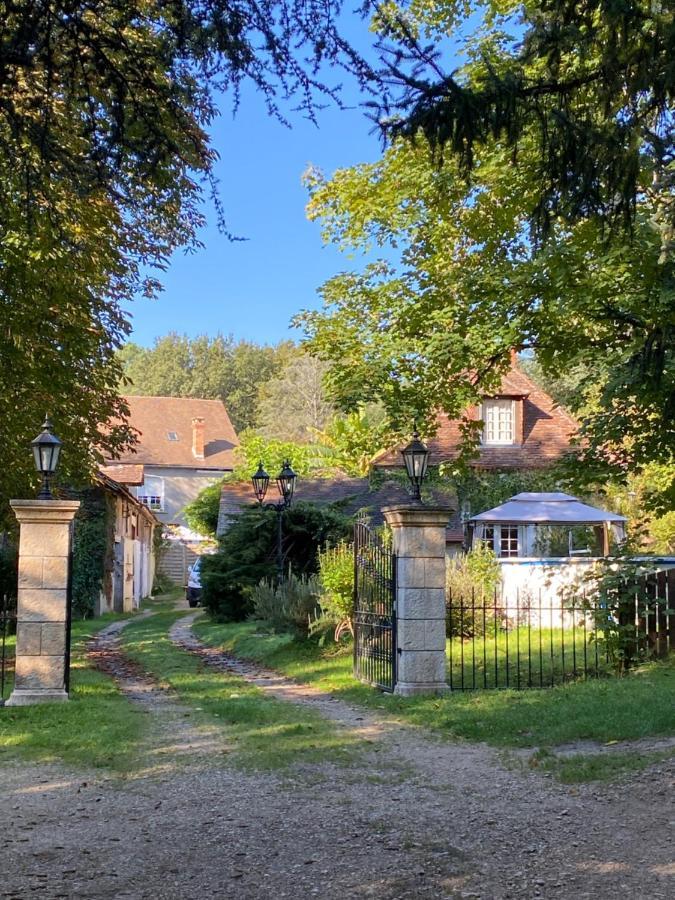 Domaine Le Manoir, Gites De Charme Et De Caractere Avec Piscines Privatisees Et Spa Nordique Fossemagne Exteriér fotografie