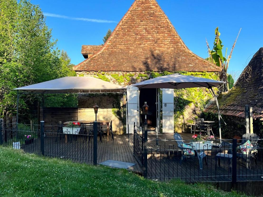 Domaine Le Manoir, Gites De Charme Et De Caractere Avec Piscines Privatisees Et Spa Nordique Fossemagne Exteriér fotografie