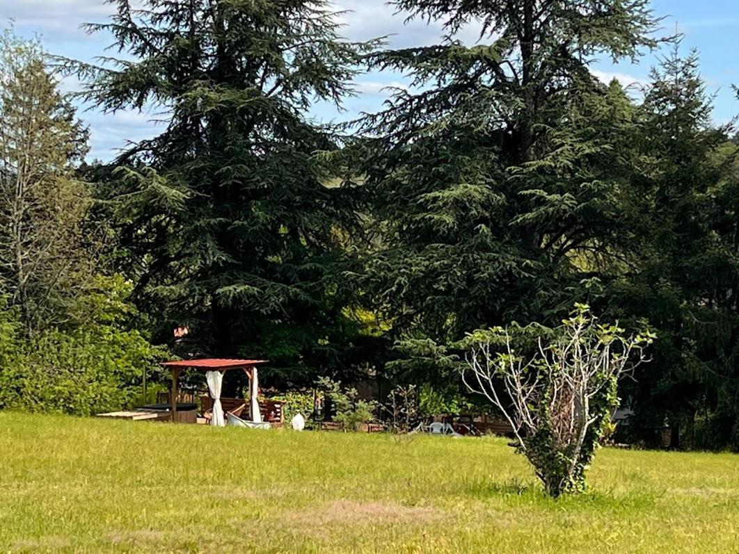 Domaine Le Manoir, Gites De Charme Et De Caractere Avec Piscines Privatisees Et Spa Nordique Fossemagne Exteriér fotografie